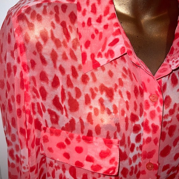 A.N.A. Womens Shirt size L Pink red leopard Long Sleeve Pockets Lightweight - Picture 4 of 10